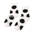 2019 Vente chaude Korea Femmes Coton Color Color Dot in tube chaussettes en gros